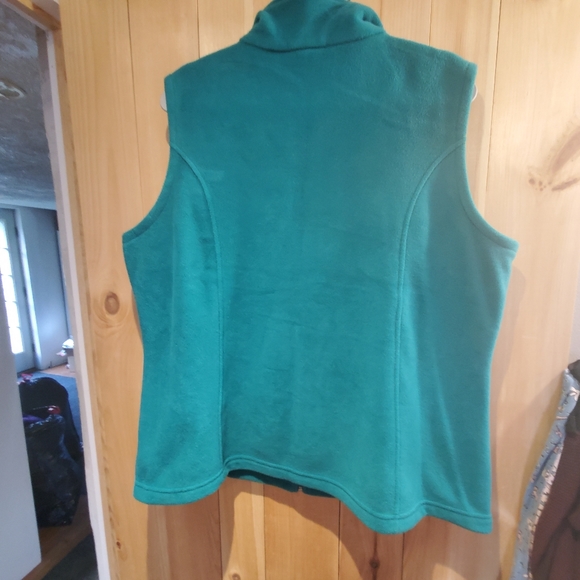 COLUMBIA FLEECE ZIP VEST WOMEN'S SIZE 1X - Picture 2 of 9
